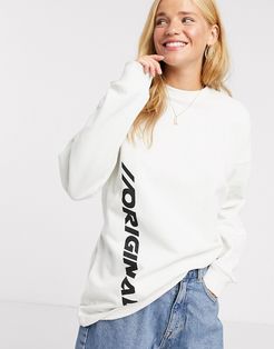 oversized sweatshirt with original print in cream-White