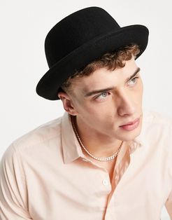 pork pie hat in black and size adjuster