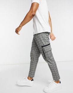 smart tapered pants in gray check print and cargo pockets-Grey