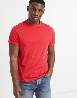 t-shirt with roll sleeve in coral-Red