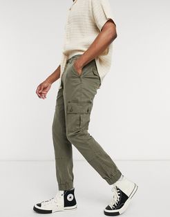tapered washed cargo pants in khaki-Green