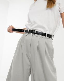 Western style buckle waist and hip jeans belt in shiny black croc