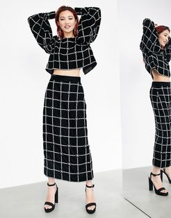 velvet midi skirt with grid beading in black