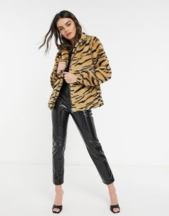 zip front faux fur coat in tiger-Orange