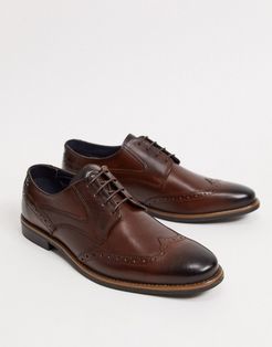 Risco brogues in brown leather