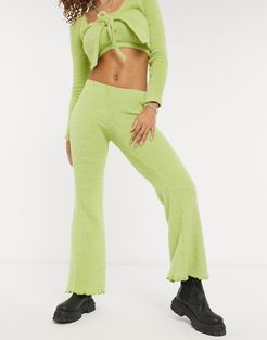 fluffy flared pants set in green