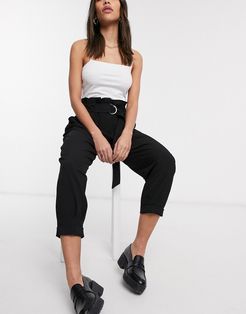 relaxed paperbag pants with belt in black