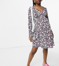 jersey wrap dress in black floral print-Multi