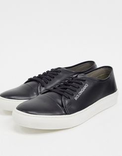 leather sneakers in black