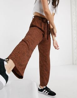 issey wide leg printed pants with tie waist-Brown