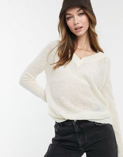 max v-neck sweater in gray-Cream