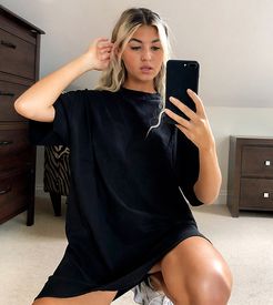 mini t-shirt dress in black