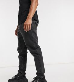 x003 tapered jeans in black