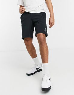 Lodge woven shorts in black