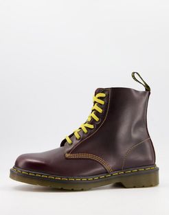 1460 pascal 8 eye boots in red