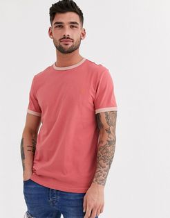 Groves crew neck t-shirt in pink