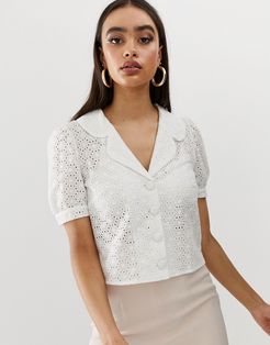 short sleeved blouse in broderie-White