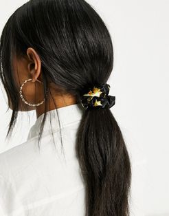 scrunchie with all over angel graphic-Grey