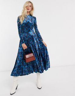 velvet midi dress in blue floral