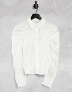 textured shirt with puff sleeves in off white