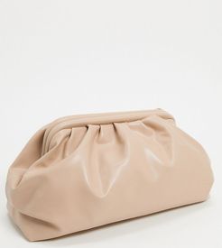 Exclusive oversized slouchy pillow clutch bag in camel-Beige