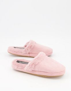 fluffy slippers in pale pink
