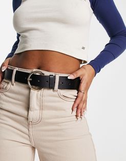 waist and hip belt in black with gold minimal round buckle