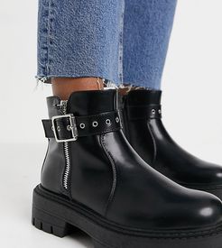 chunky ankle boots in black