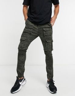 cargo pants with pockets in washed green