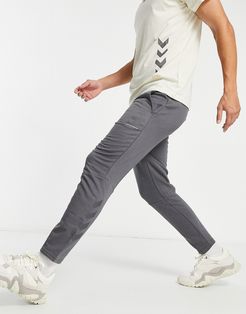 Isam tapered pants in magnet-Grey