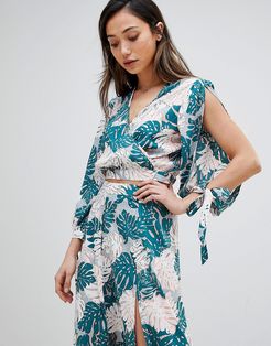 Beach Two-Piece Top With Summer Palm Print And Fluted Sleeve-Green