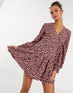 wrap dress in spot print-Pink