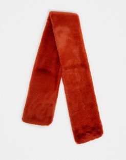 long faux-fur scarf in rust-Red