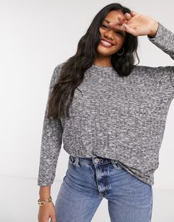 ribbed crew neck top in gray