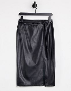 faux leather pencil skirt in black