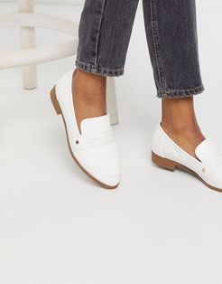 flat loafers in white croc