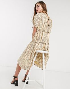 midi smock dress with volume tiers in abstract squiggle print-Neutral