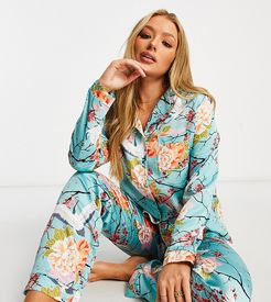 satin long revere pajama set in floral bird print-Multi