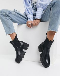 leather chunky sole chelsea boot in black