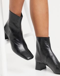 leather mid heel boots in black