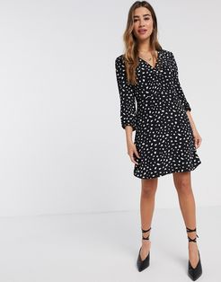 mini dress in abstract polka dot-Black