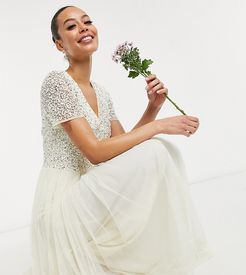 Bridal v neck maxi tulle dress with tonal delicate sequin in ecru-Cream