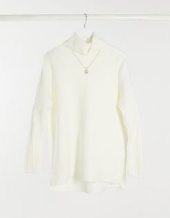 longline sweater in cream-White