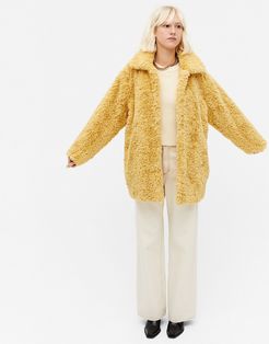 Curly faux fur coat in beige-Neutral