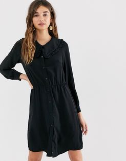 mini dress with long sleeve and oversized collar in black