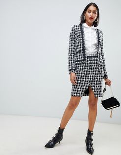 houndstooth asymmetric button front skirt in mono-Multi