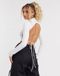 high neck backless crop top with saint print embroidery-White