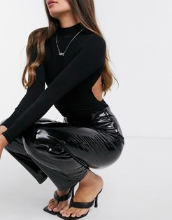 high-waisted patent wide leg pants in black