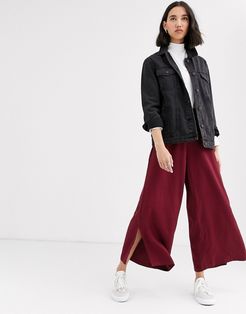 wide leg pants with ring pull in satin two-piece-Red
