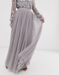 dotted tulle maxi skirt in gray